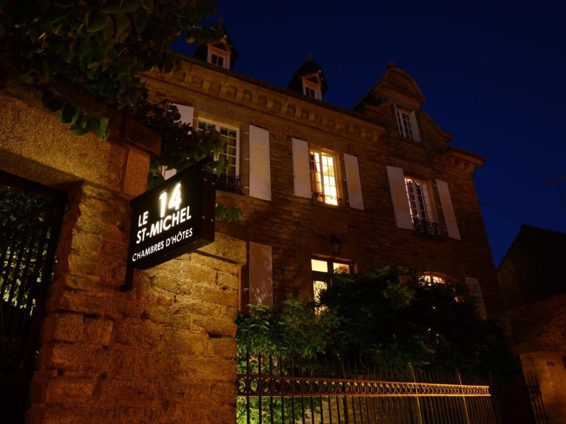 Le 14 St Michel Bed & Breakfast Josselin Exterior photo